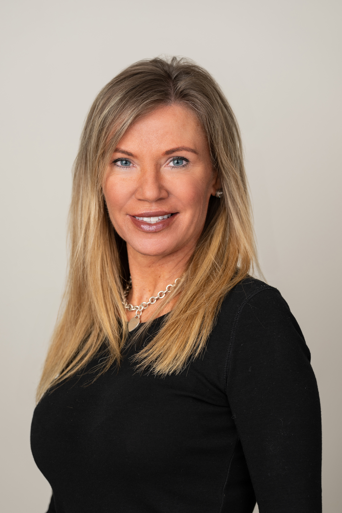 Suzanne-Sherman_Patient-Care-Coo